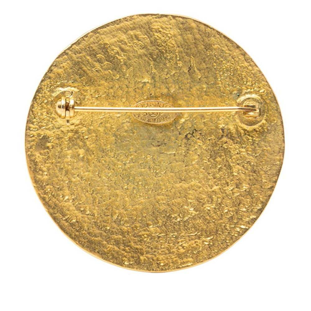 CHANEL Vintage Gold Logo Brooch - Picture 2 of 3